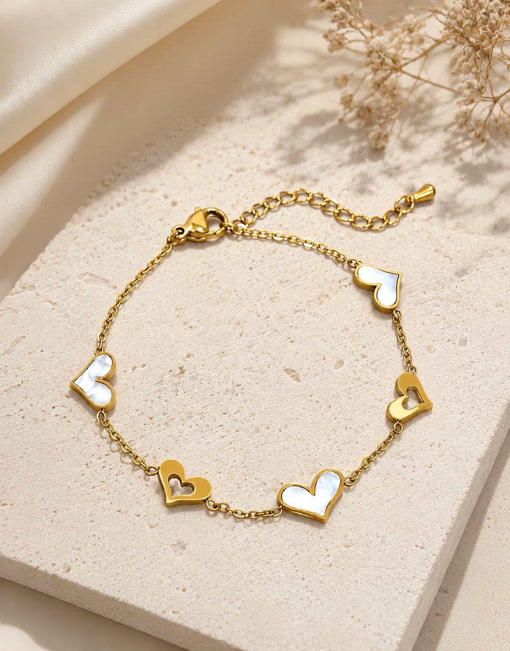 Minimalist Gold Plated Heart Charm Bracelet – Stainless Steel Chain Bracelet for Women