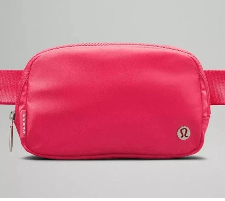 Everywhere Woman’s Lululemon Belt Bag 1L Lip Gloss Pink Limited Edition Color