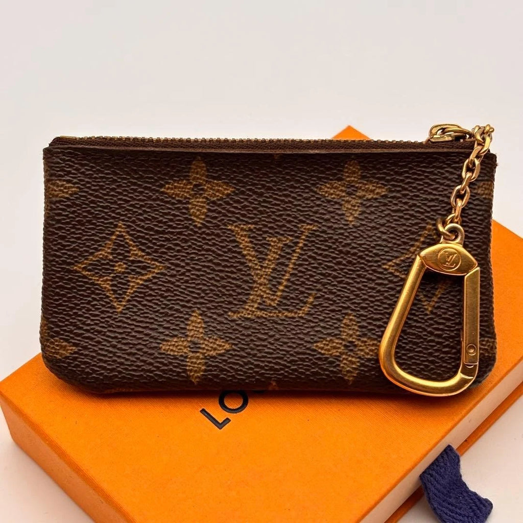 Louis Vuitton Monogram Pochette Cles Key Pouch Coin Case