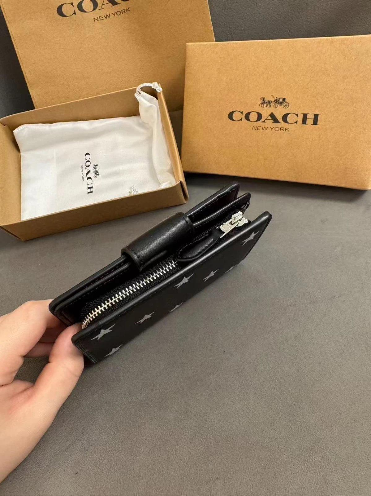 COACH Medium Corner Zip Wallet With Star Print CW530 Black