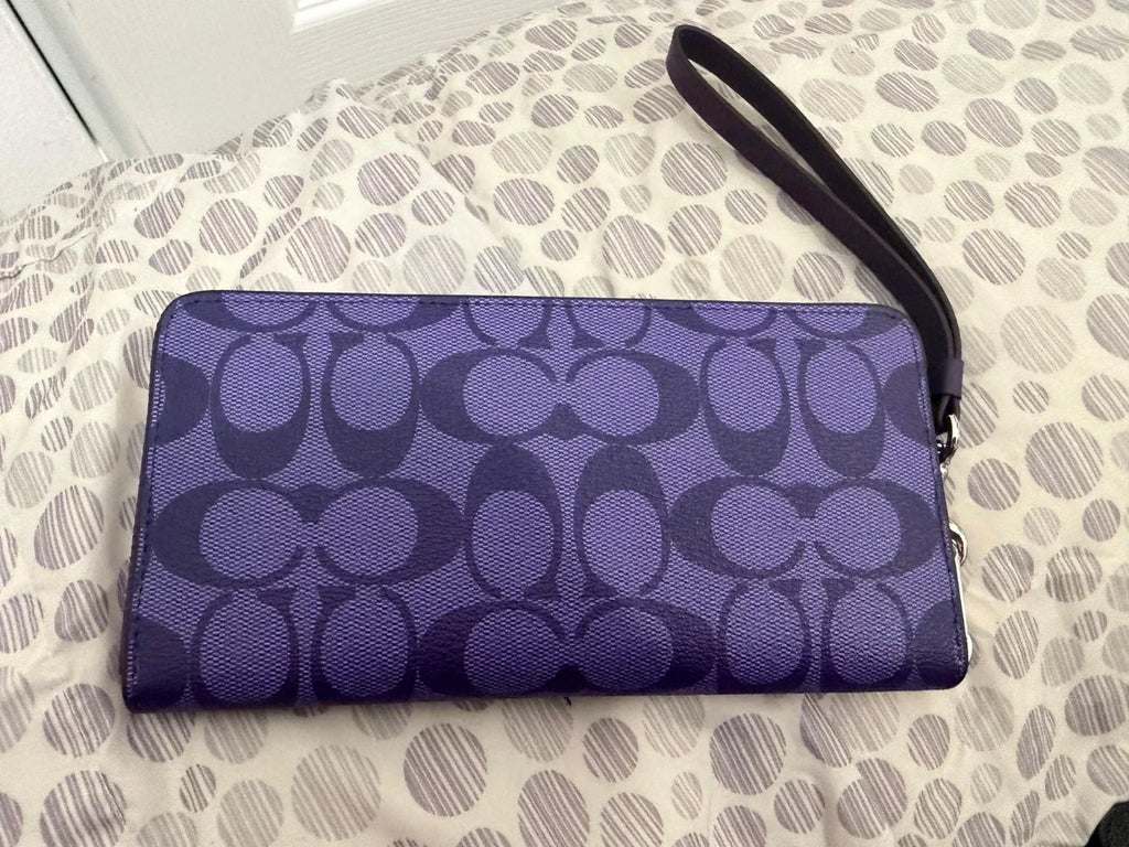 Share COACH,Zip-around Long wallet with Strap, C4452,Signature, Purple,